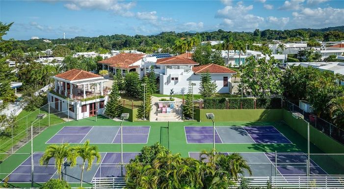 95-96 MIRADOR ST., PASEO ALTO, LOS PASEOS DE SAN JUAN