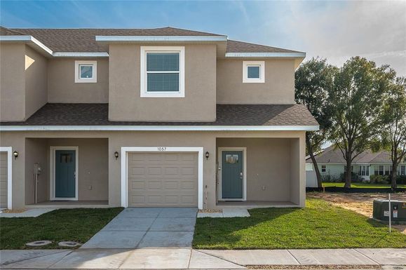 1190 OAK HAMMOCK LANE