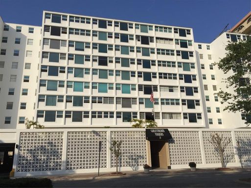 33 S GULFSTREAM AVENUE UNIT 704A