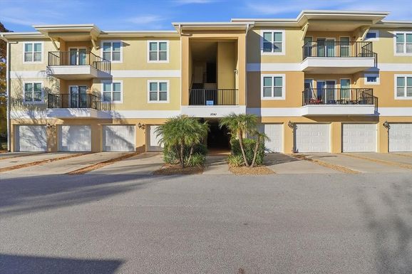 5041 ROYAL PALMS WAY UNIT 202