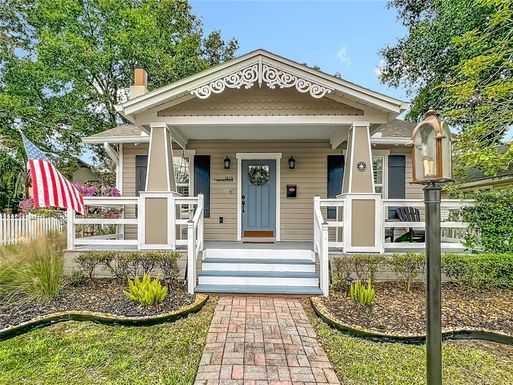 1513 PINECREST PLACE