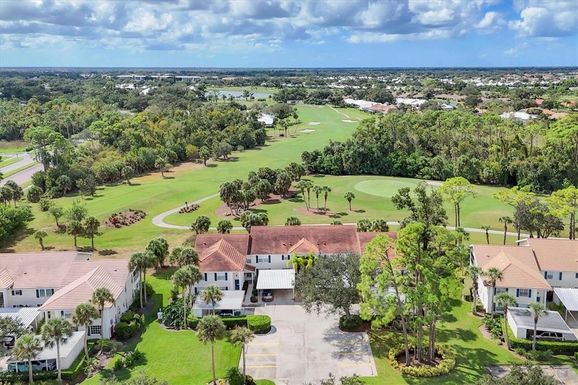 803 MONTROSE DRIVE UNIT 201