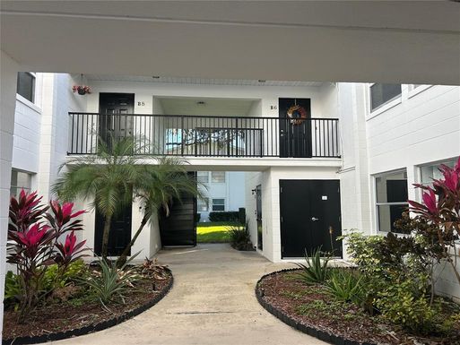 1550 11TH STREET NE UNIT B6