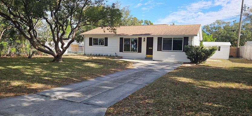 7523 MEADOWLAWN DRIVE N