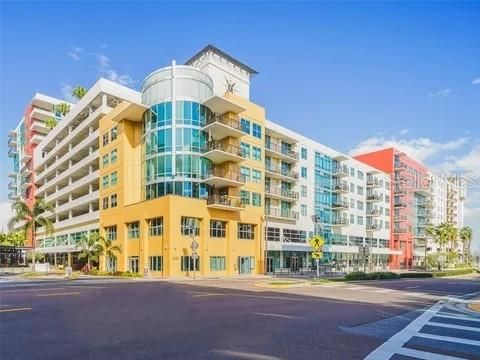 1208 E KENNEDY BOULEVARD UNIT 1219