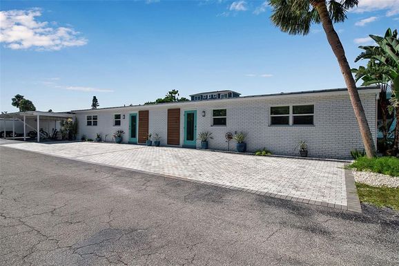 713 SAINT JUDES DRIVE S UNIT 2