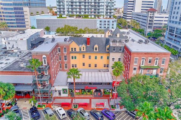 215 CENTRAL AVENUE UNIT 4C