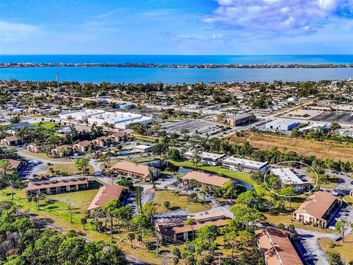 3 QUAILS RUN BOULEVARD UNIT 8