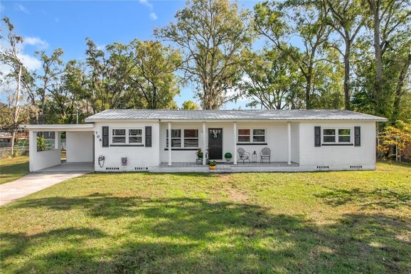 708 N VERMONT STREET