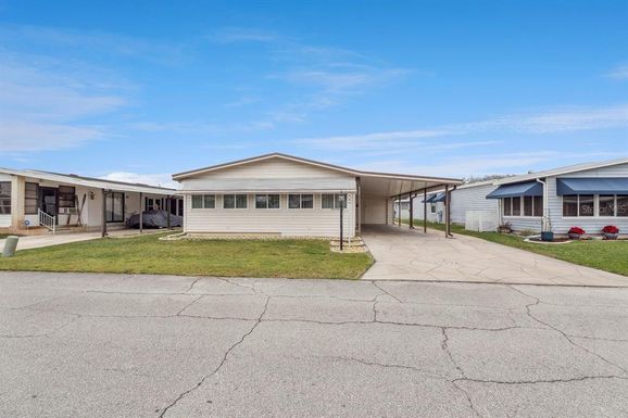 6667 BRIARHILL DRIVE NE