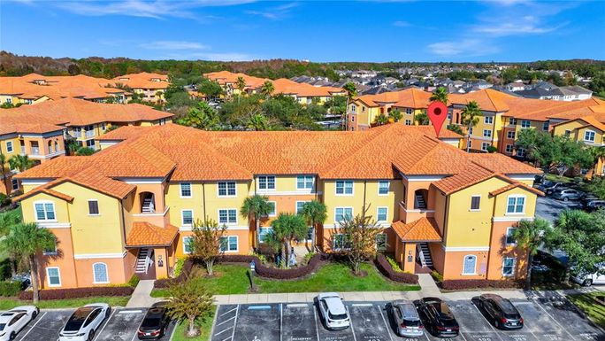 5483 VINELAND ROAD UNIT 10101