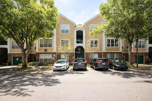 13015 PLANTATION PARK CIRCLE UNIT 1027
