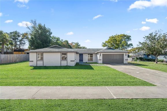 10072 NORTHCLIFFE BOULEVARD