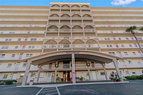 5980 SHORE BOULEVARD S UNIT 701