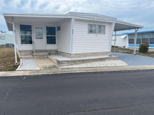 44 THATCH PALM STREET W