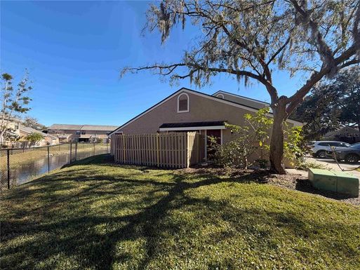 1530 CASA PARK CIRCLE