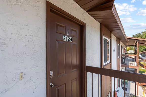 39132 COUNTY ROAD 54 UNIT 2124