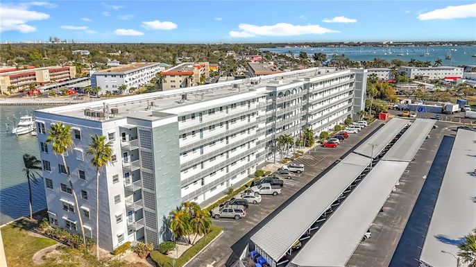 5925 SHORE BOULEVARD S UNIT 203