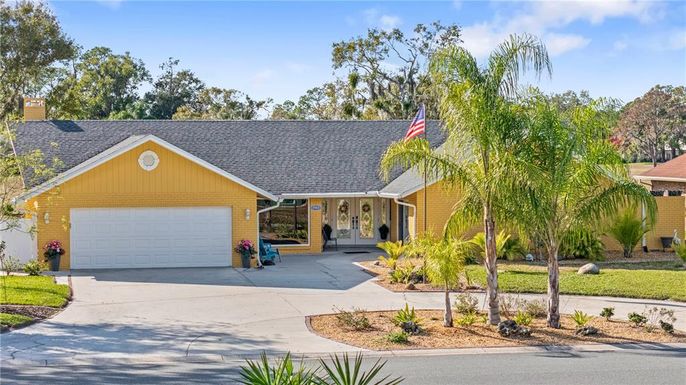 1905 COUNTRY CLUB COURT