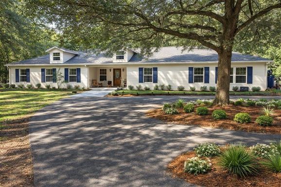 7050 NE STATE ROAD 121