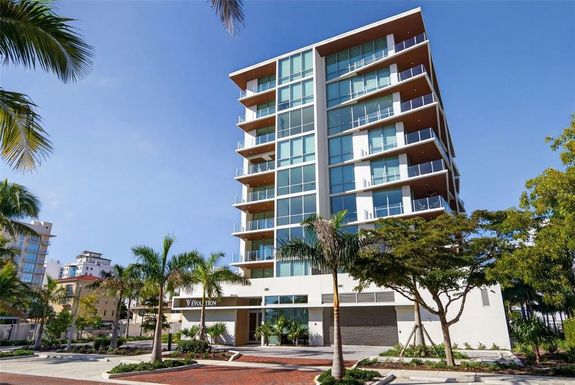 111 GOLDEN GATE POINT UNIT 802PH
