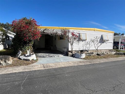 61 THATCH PALM STREET W