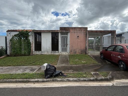 4 St M-32 URB ALTURAS DE SAN PEDRO