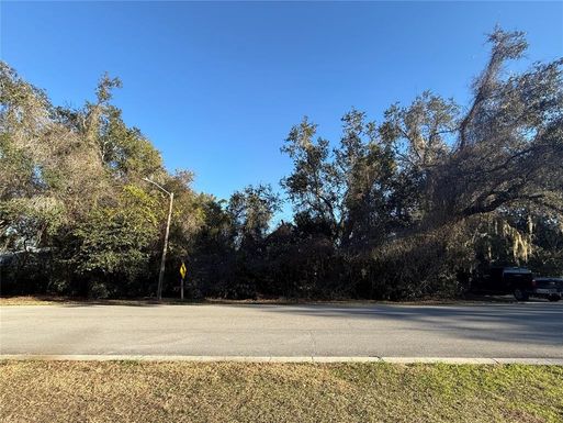 740 OLD TREELINE TRAIL