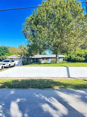 118 BOUGAINVILLEA DRIVE