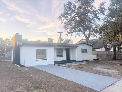 9714 N ALBANY AVENUE