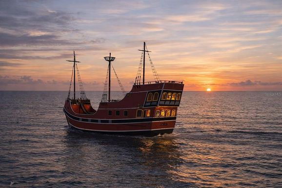 100 BLUFF VIEW DRIVE UNIT 604C