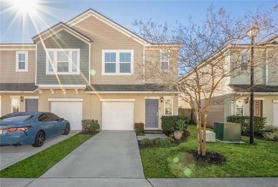 121 MOULTRIE VILLAGE LANE