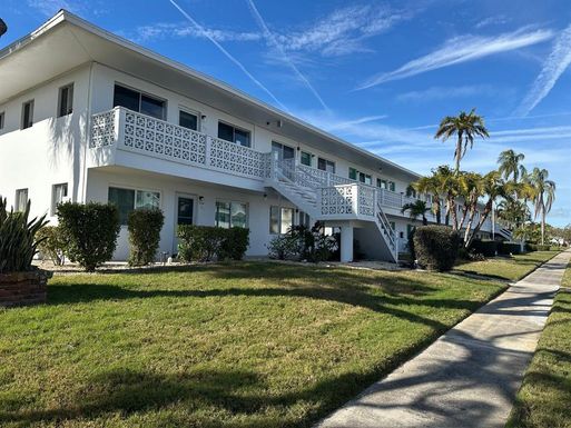 8450 112TH STREET UNIT 102