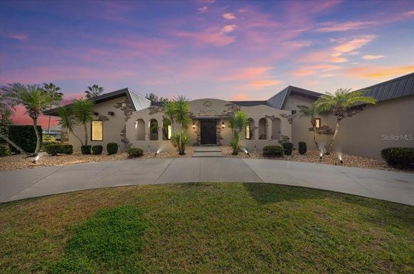 452 SE PARADISE POINT ROAD