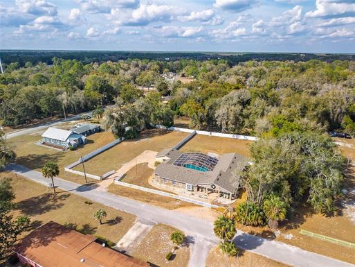 746 W WASHINGTON AVENUE W