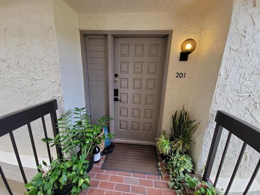 1925 GULF OF MEXICO DRIVE UNIT G8-201