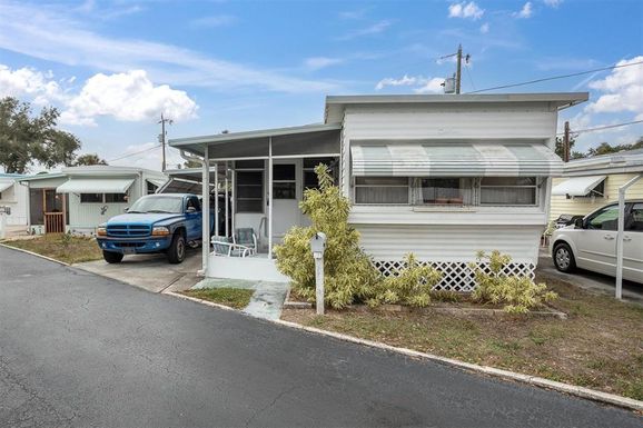 7801 34TH AVENUE N UNIT 70