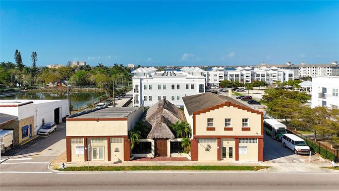 1007 MANATEE AVENUE E