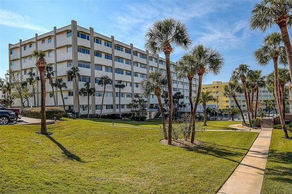100 BLUFF VIEW DRIVE UNIT 514A