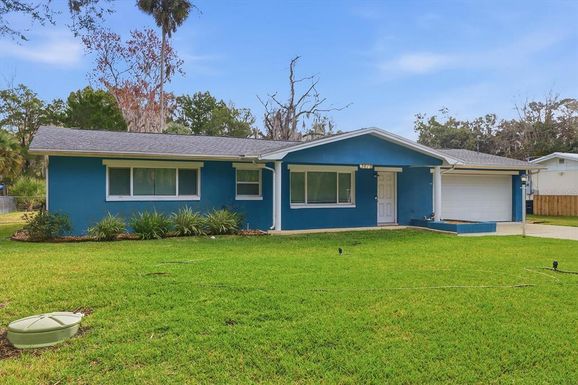 3619 N SUWANNEE POINT