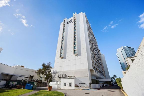 6165 ISLA VERDE AVE. UNIT 377