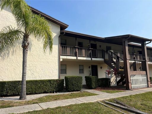 5521 BAY BOULEVARD UNIT 202