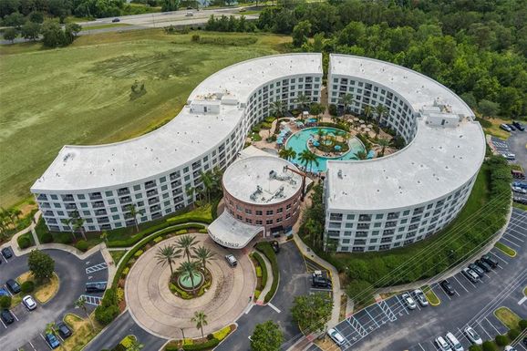 225 CELEBRATION PLACE UNIT 526