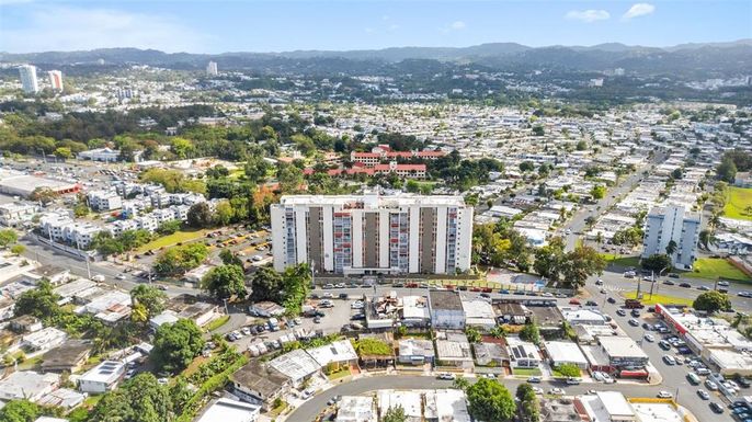 2080 CARR.8871 UNIT 9-C