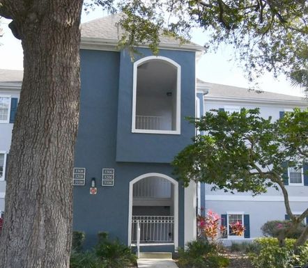 3206 CLUBSIDE DRIVE UNIT 3206