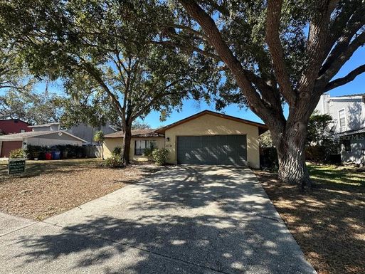 4305 ELLENVILLE PLACE