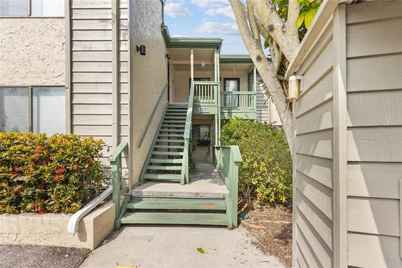1515 PELICAN POINT DRIVE UNIT 284