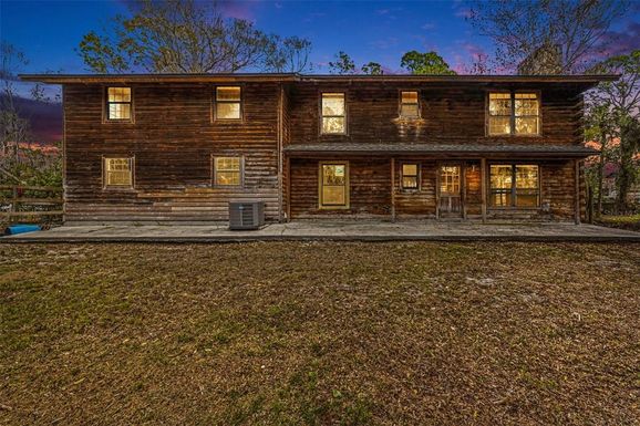 4295 LAKERIDGE DRIVE