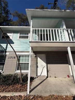 1718 SW 69TH TERRACE UNIT C