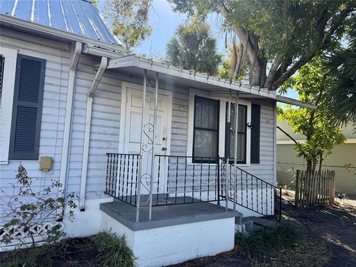 25 S MONROE AVENUE UNIT 3